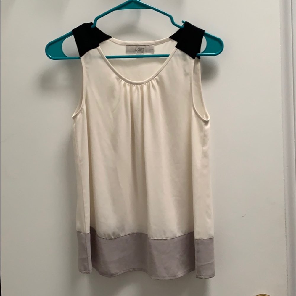 Loft XSP Sleeveless Blouse